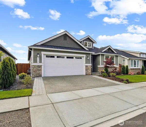 3110 Arrowroot LOOP SE, Lacey, WA 98513