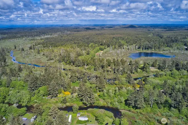 2461 State Route 109, Ocean Shores, WA 98563