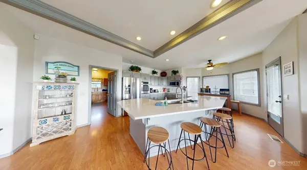 23309 J PL, Ocean Park, WA 98640