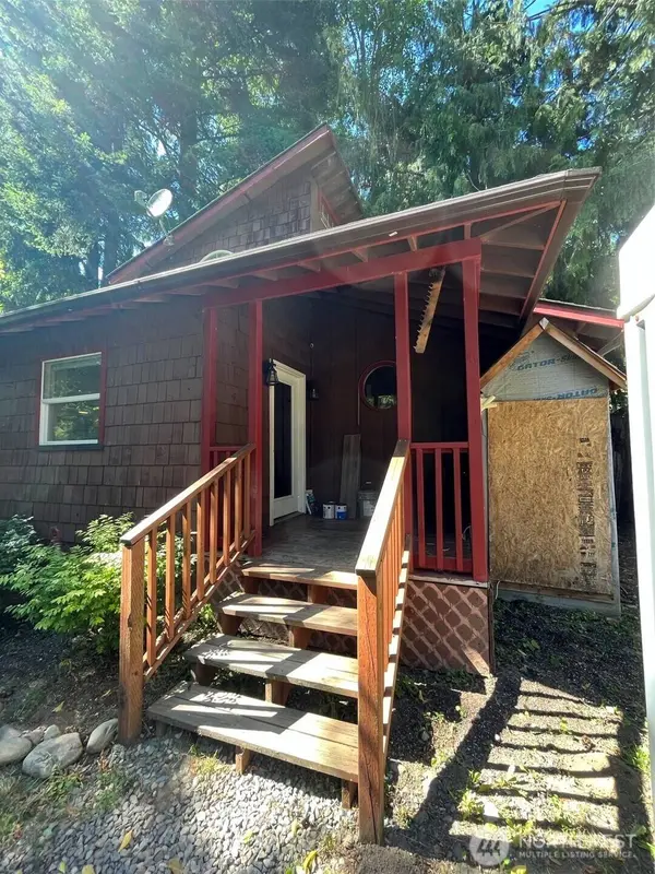 22722 Trails End RD SE, Yelm, WA 98597