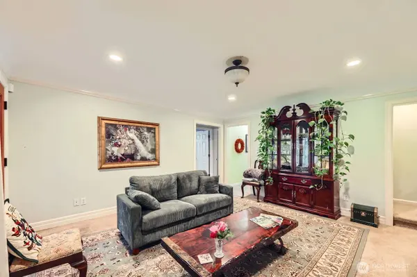 8112 Florida DR, Everett, WA 98203