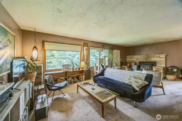 5218 Pattison Lake LN SE, Olympia, WA 98513
