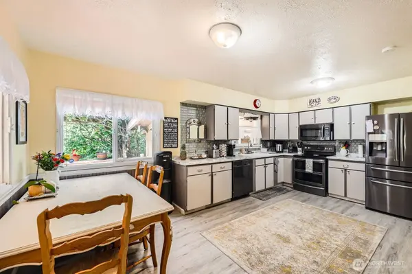 8112 Florida DR, Everett, WA 98203