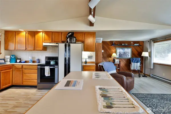 199 Wind Sand LN, Grayland, WA 98547