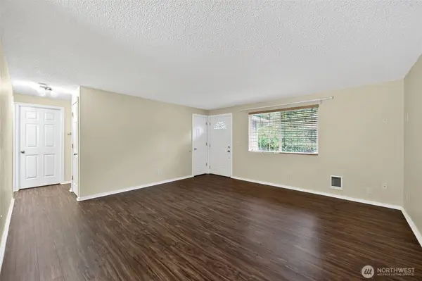 24350 Madura DR NE, Kingston, WA 98346