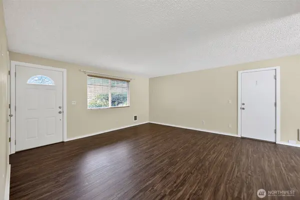 24350 Madura DR NE, Kingston, WA 98346