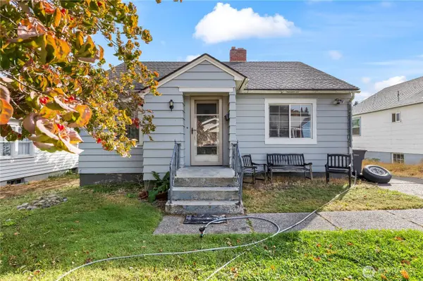 611 S 20th AVE, Yakima, WA 98902