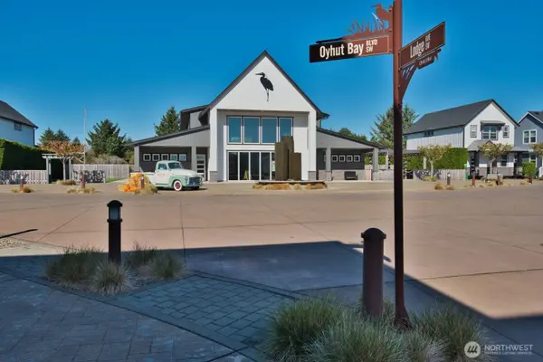 262 SW Oyhut Bay BLVD #303, Ocean Shores, WA 98569