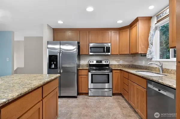 3519 96th AVE E, Edgewood, WA 98371