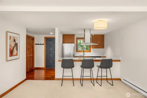 1730 Taylor AVE N #201, Seattle, WA 98109