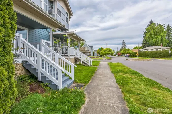 1124 S 23rd ST, Tacoma, WA 98405