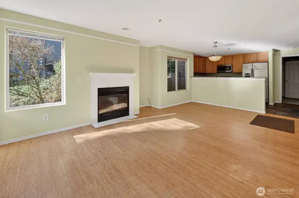 15345 Sunwood BLVD #D104, Tukwila, WA 98188