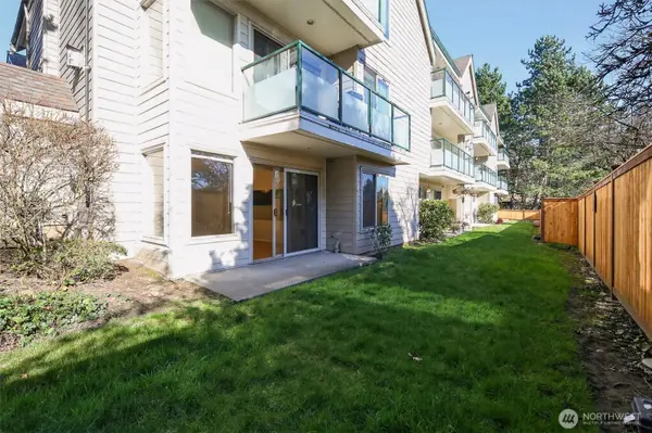 15345 Sunwood BLVD #D104, Tukwila, WA 98188
