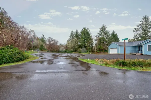 149 Myrtle CT SW, Ocean Shores, WA 98569