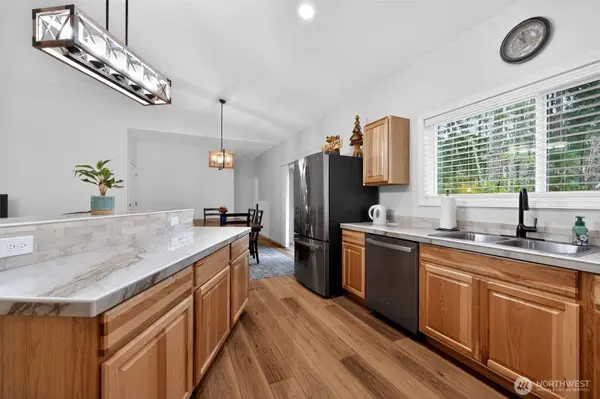148 E Fox Run LN, Grapeview, WA 98546