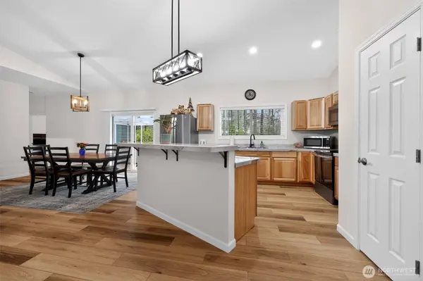 148 E Fox Run LN, Grapeview, WA 98546
