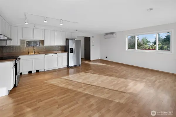 3516 208th PL SW, Lynnwood, WA 98036