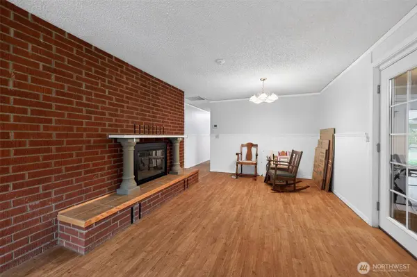 271 Hawkins RD, Winlock, WA 98596