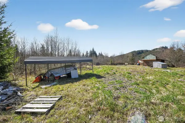 210 Bellicum RD, Morton, WA 98356