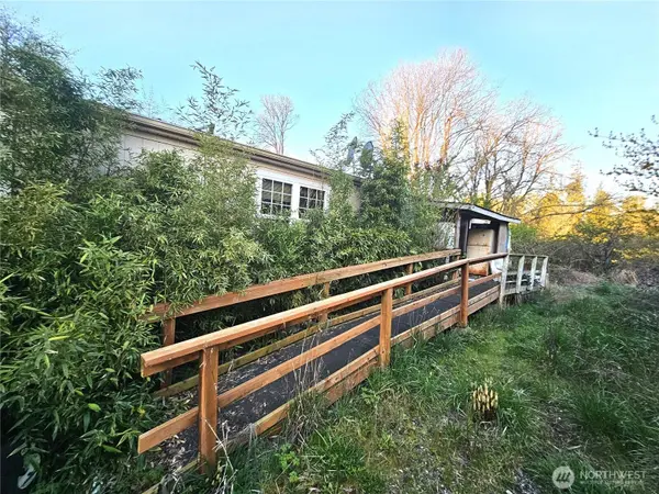 201 Serpentine AVE, Sequim, WA 98382