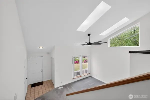 2636 NE Coventry PL, Bremerton, WA 98311