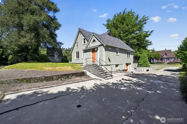 5810 119th AVE E, Puyallup, WA 98372