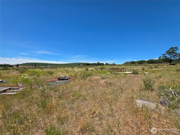 130 Briggs LN, Goldendale, WA 98620