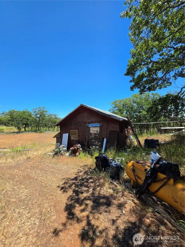 130 Briggs LN, Goldendale, WA 98620