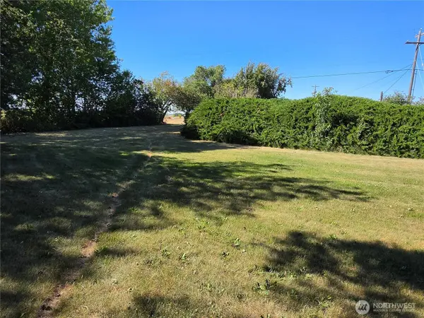 20535 Road 6 SE, Warden, WA 98857