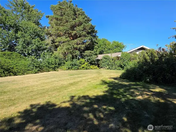 20535 Road 6 SE, Warden, WA 98857