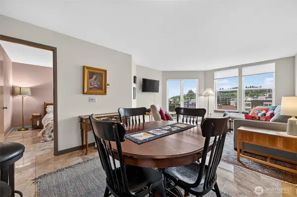 2920 Alki AVE SW #409, Seattle, WA 98116