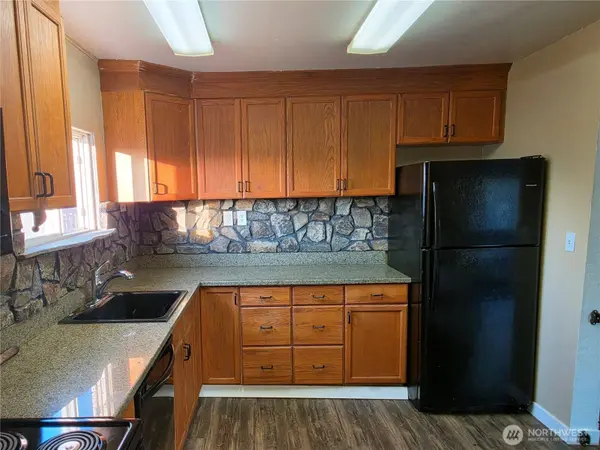 225 14th ST SE, Auburn, WA 98002
