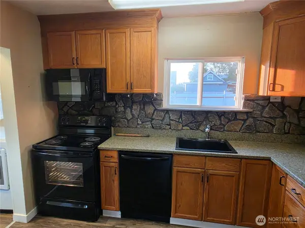 225 14th ST SE, Auburn, WA 98002