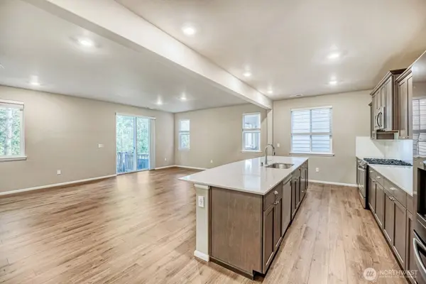23511 Tahoma PL, Black Diamond, WA 98010
