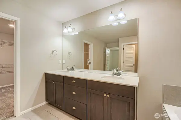 23511 Tahoma PL, Black Diamond, WA 98010