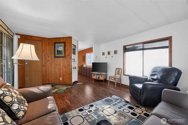 917 Tingstrom LN, Grayland, WA 98547