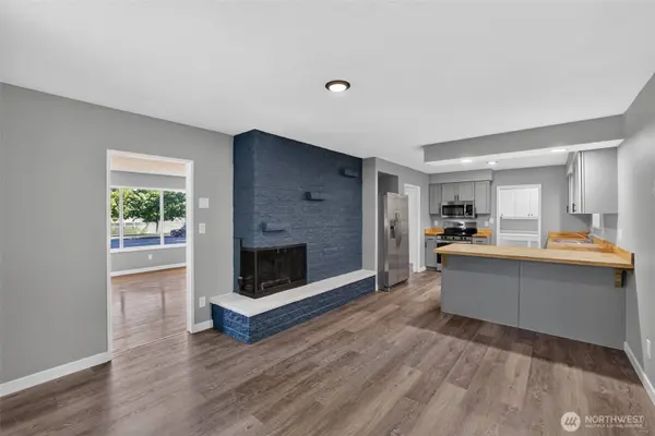 2025 Olympia WAY, Longview, WA 98632
