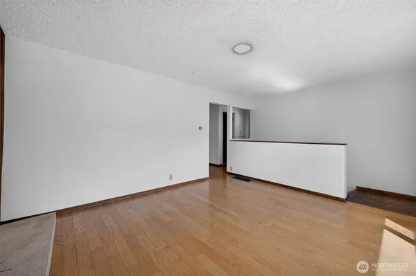 2854 S Juneau ST, Seattle, WA 98108