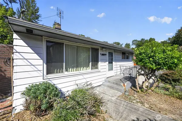 2854 S Juneau ST, Seattle, WA 98108