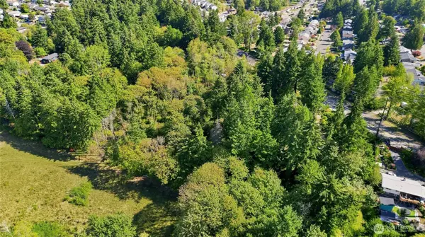 26061 Military RD S, Kent, WA 98032