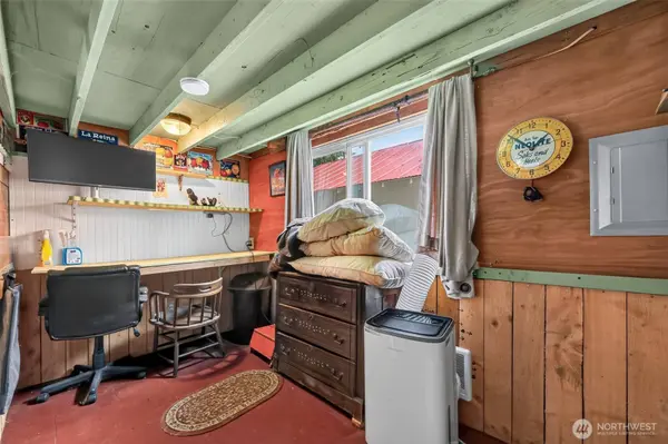 173 Young RD, Randle, WA 98377