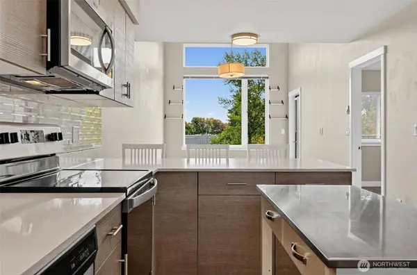 1882 Front ST #401, Lynden, WA 98264