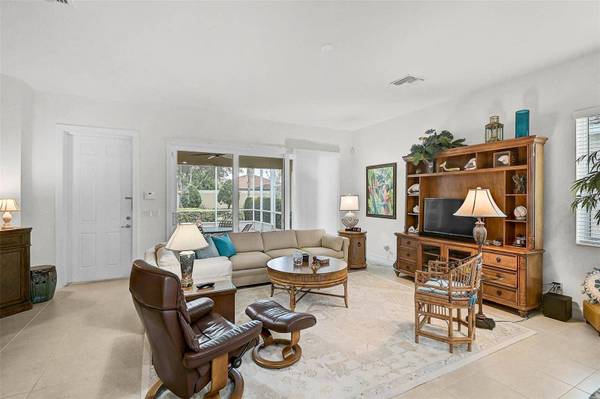 5662 FOSSANO DR, Sarasota, FL 34238