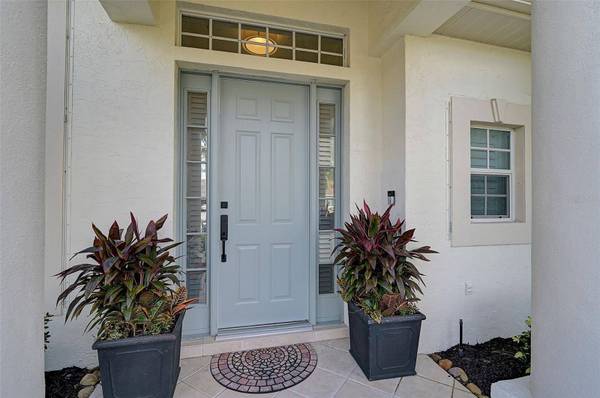 2112 CALUSA LAKES BLVD, Nokomis, FL 34275