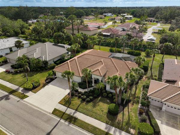 2112 CALUSA LAKES BLVD, Nokomis, FL 34275