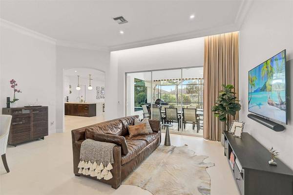 2112 CALUSA LAKES BLVD, Nokomis, FL 34275