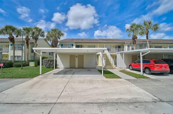 208 SILVER LAKE DR #101, Venice, FL 34292