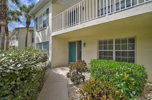 208 SILVER LAKE DR #101, Venice, FL 34292