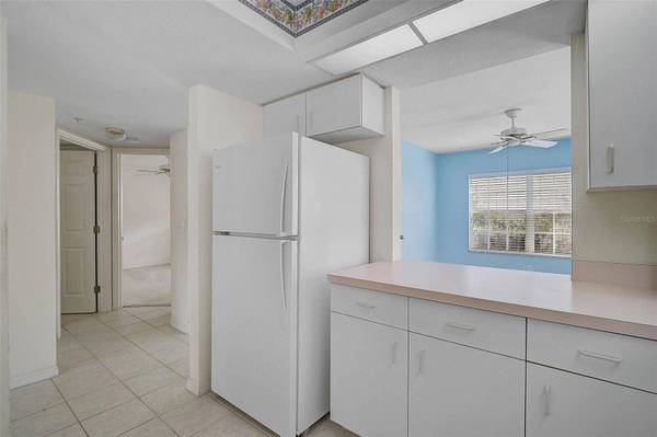 208 SILVER LAKE DR #101, Venice, FL 34292