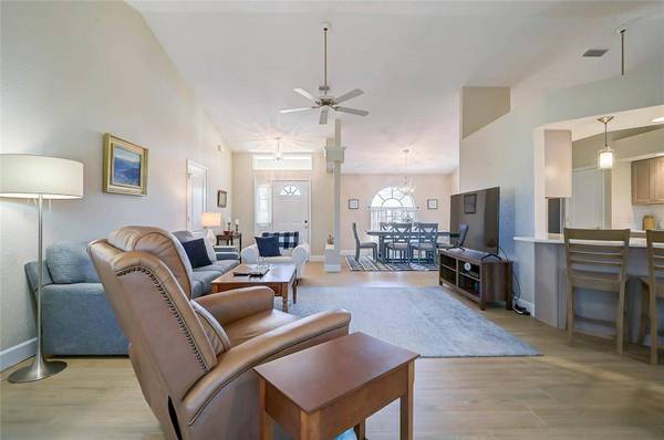 426 BERMUDA ISLES CIR, Venice, FL 34292
